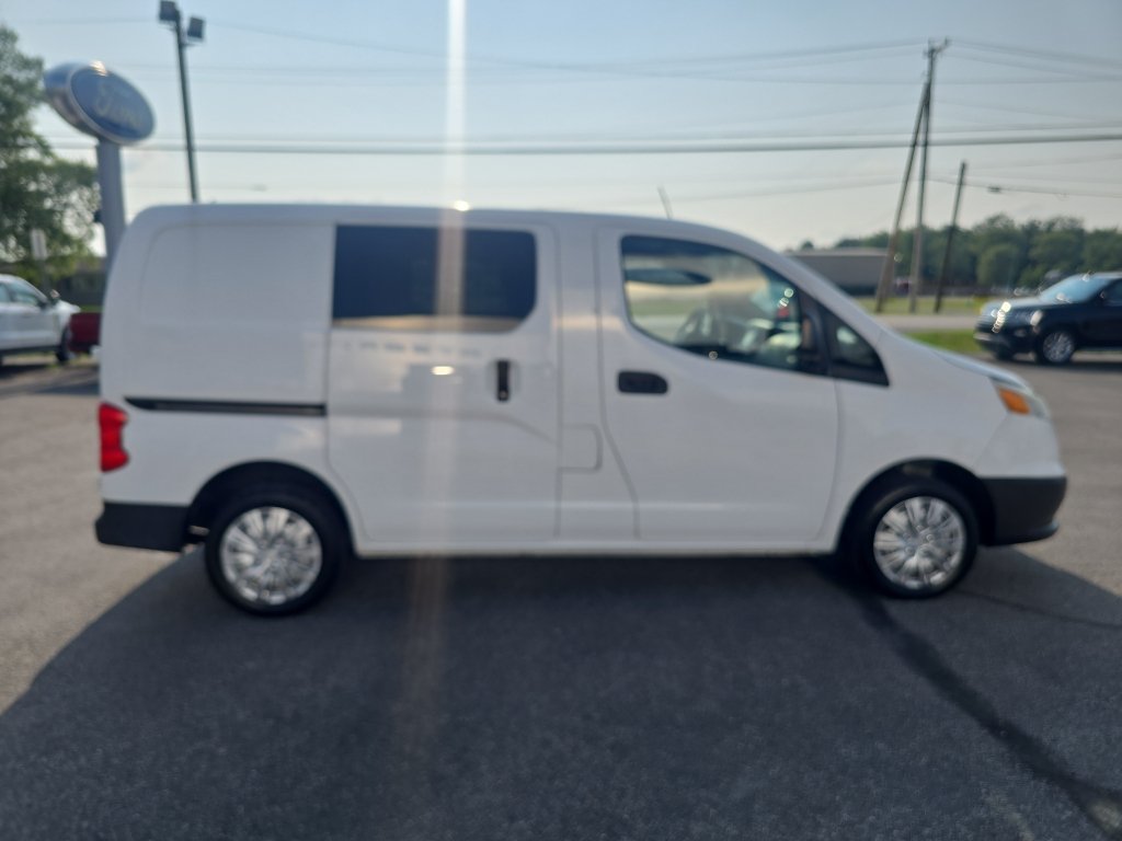 Used 2017 Chevrolet City Express LT w/ Technology Package FWD image 5