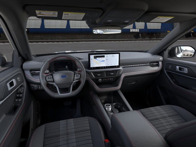 New 2026 Ford Explorer ST-Line w/ ST-Line Street Pack image 9