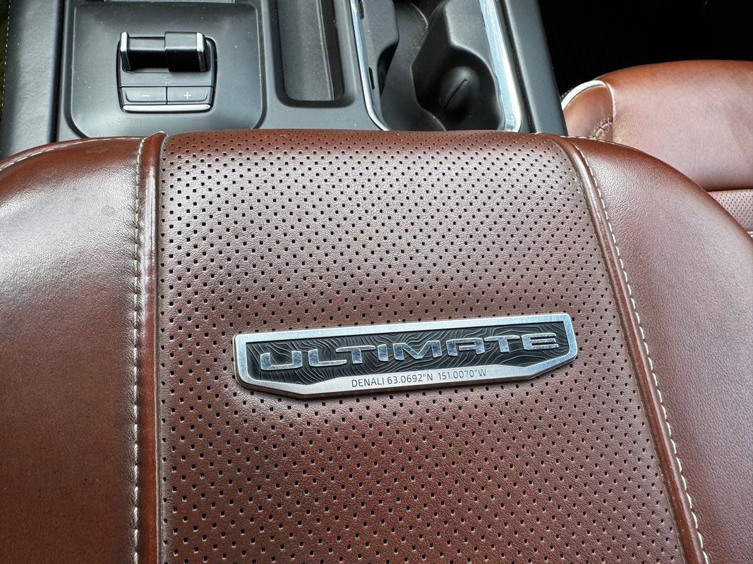 Used 2024 GMC Sierra 3500 Denali Ultimate AWD/4WD image 19