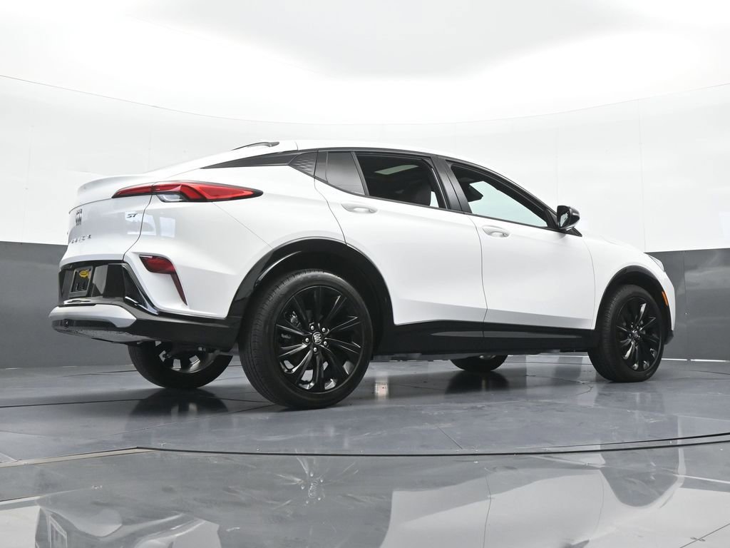 Used 2024 Buick Envista Sport Touring w/ Experience Buick Package image 61