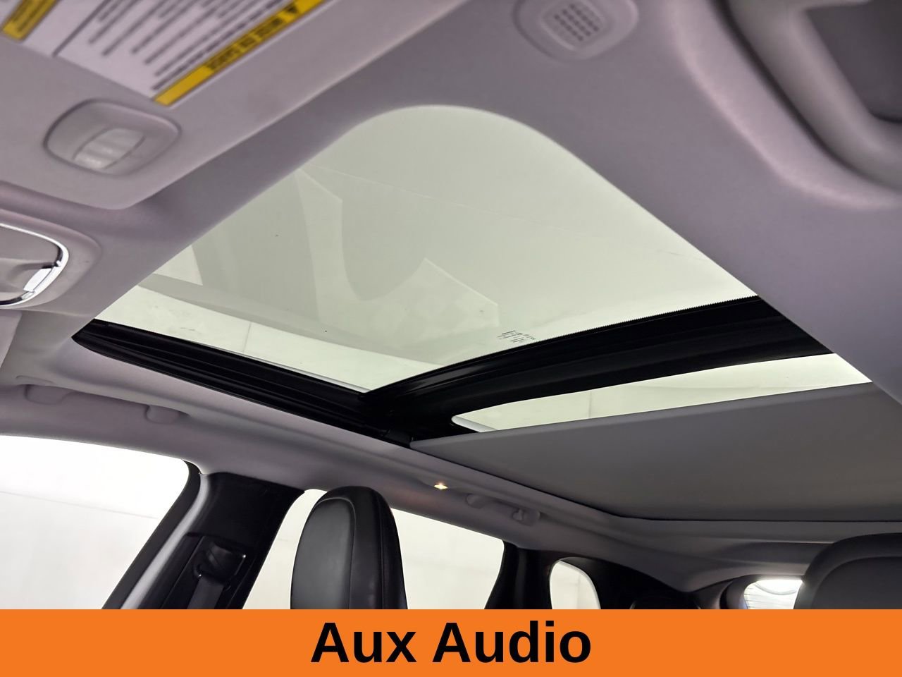 Used 2021 Jeep Cherokee Limited image 11