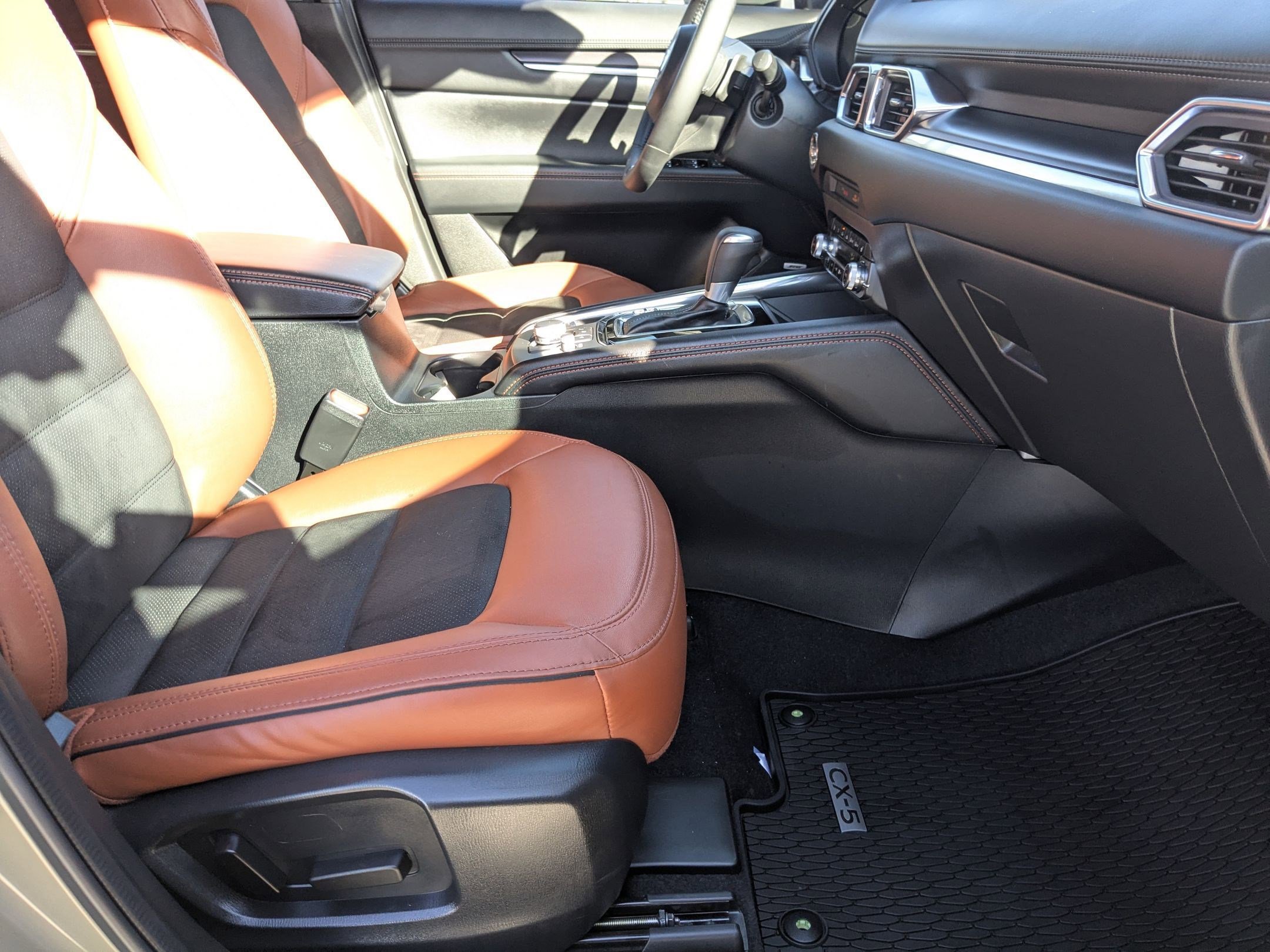 Used 2025 MAZDA CX-5 Carbon Edition image 30