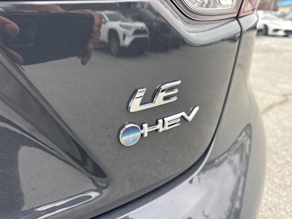 Used 2025 Toyota Corolla LE image 26