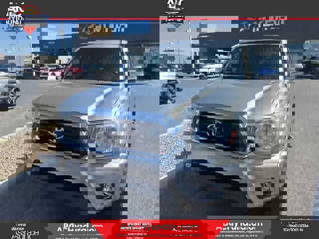 Used 2015 Toyota Tacoma PreRunner w/ Limited Package image 5