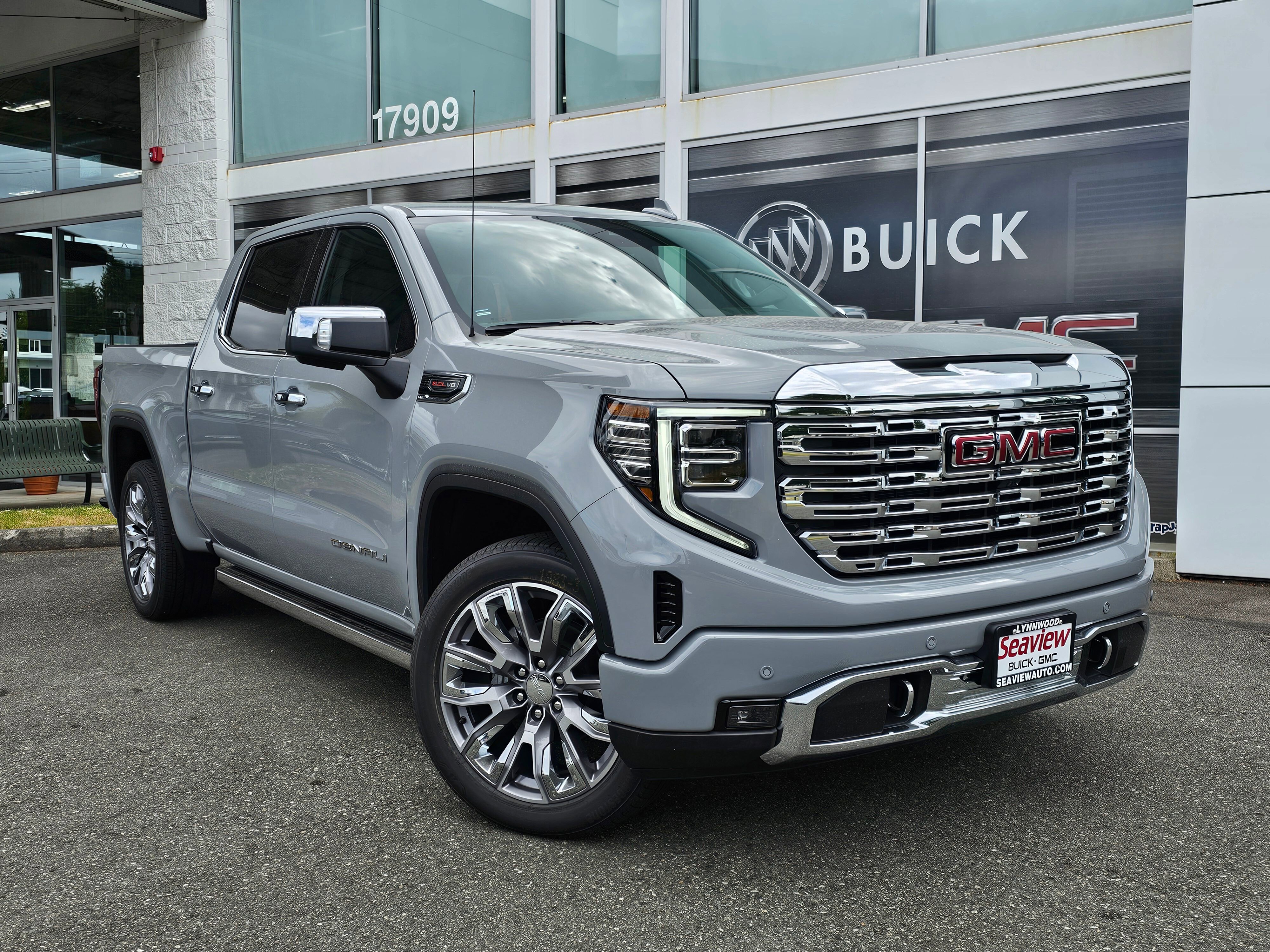 New 2024 GMC Sierra 1500 Denali