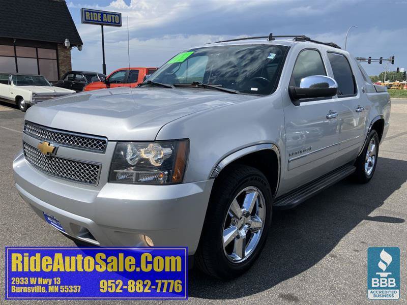 Used 2013 Chevrolet Avalanche LTZ AWD/4WD image 1