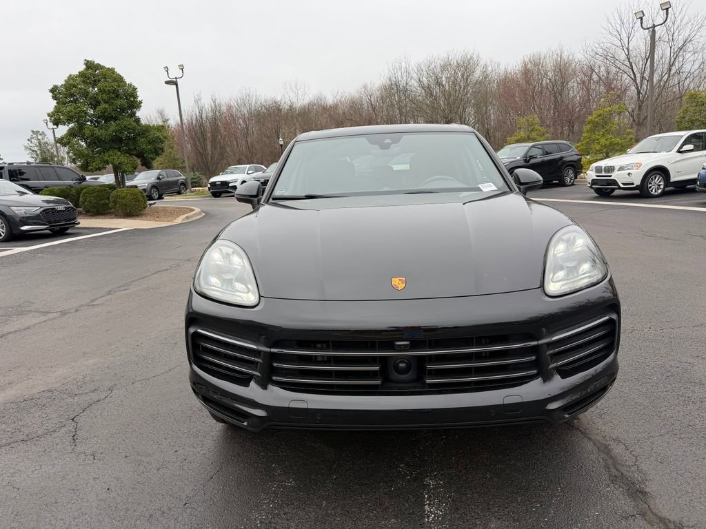 Used 2023 Porsche Cayenne Platinum Edition image 9