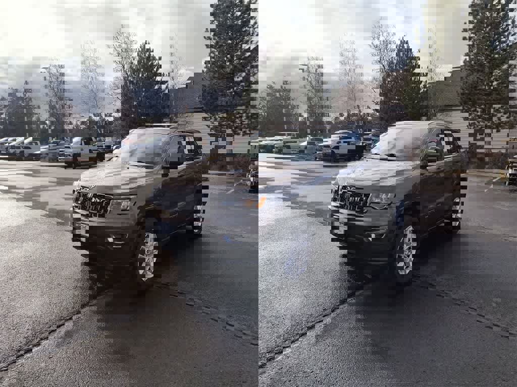 Used 2017 Jeep Grand Cherokee Laredo w/ Quick Order Package 23E image 10