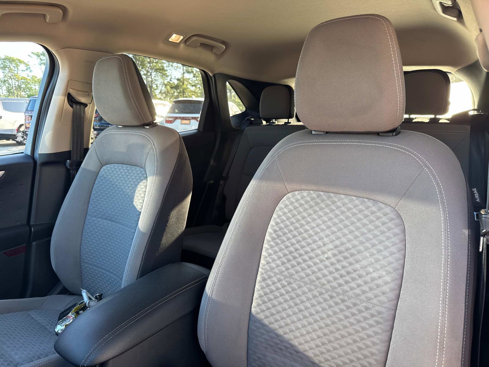 Used 2020 Ford Escape SE image 20