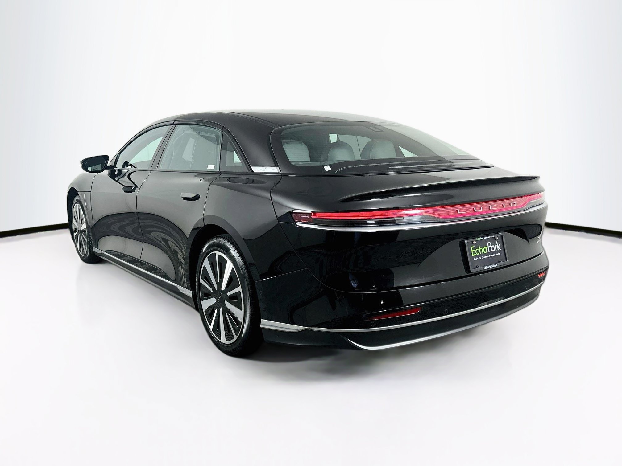 Used 2024 Lucid Air Touring AWD/4WD image 5