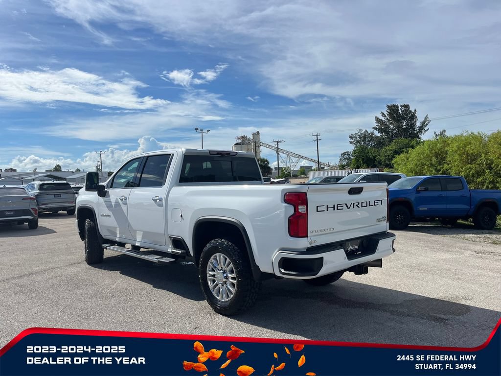 Used 2020 Chevrolet Silverado 2500 High Country w/ Technology Package AWD/4WD image 5