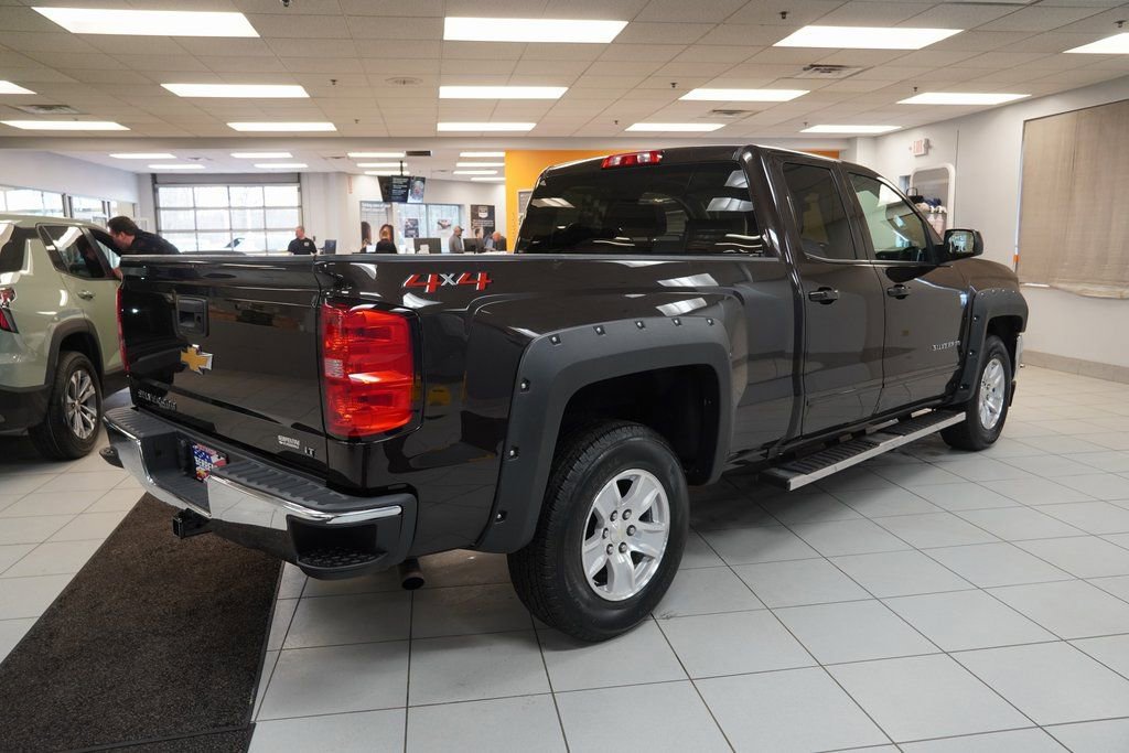 Used 2018 Chevrolet Silverado 1500 LT w/ All Star Edition image 12