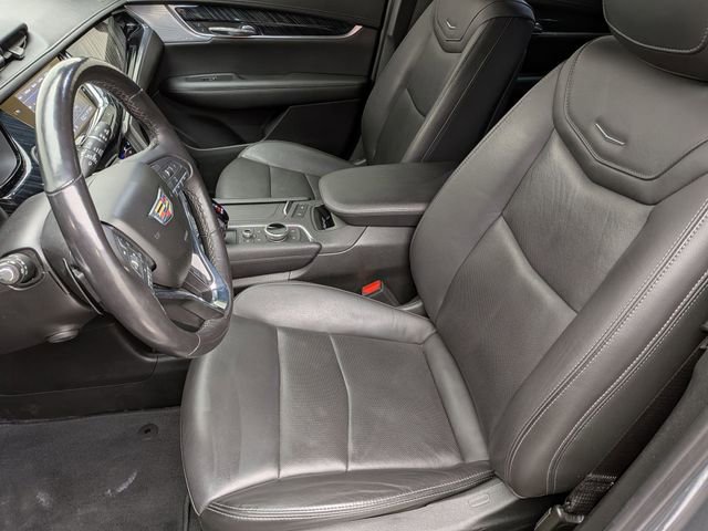 Certified 2023 Cadillac XT6 Premium Luxury image 21