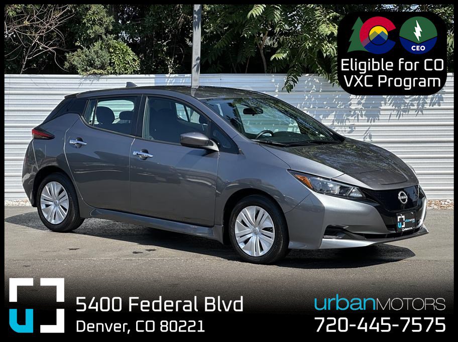Used 2025 Nissan Leaf S FWD image 1