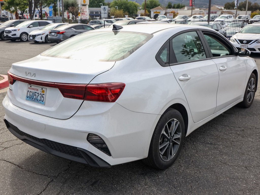 Used 2024 Kia Forte LXS image 4
