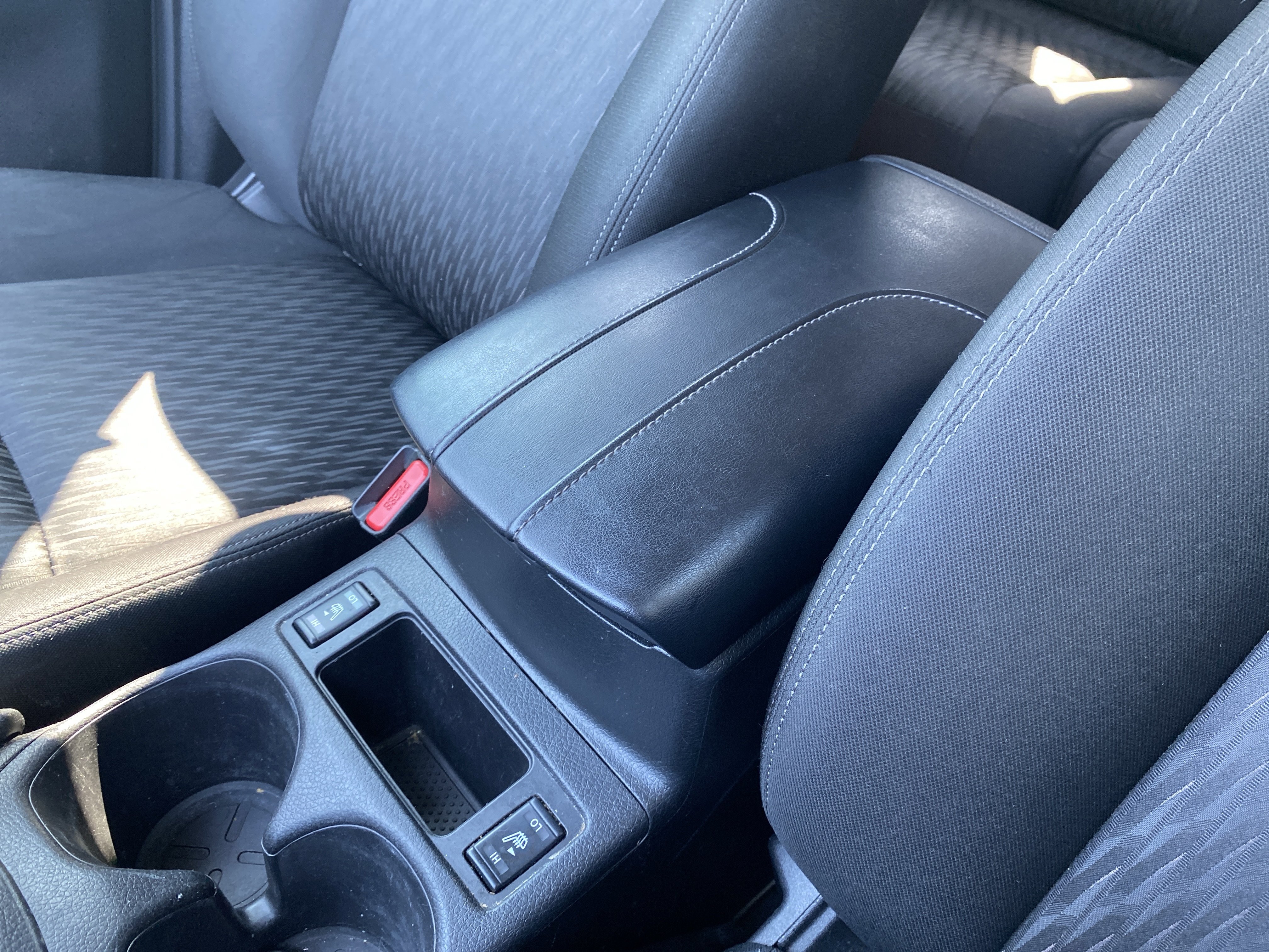Used 2020 Nissan Rogue SV FWD image 21