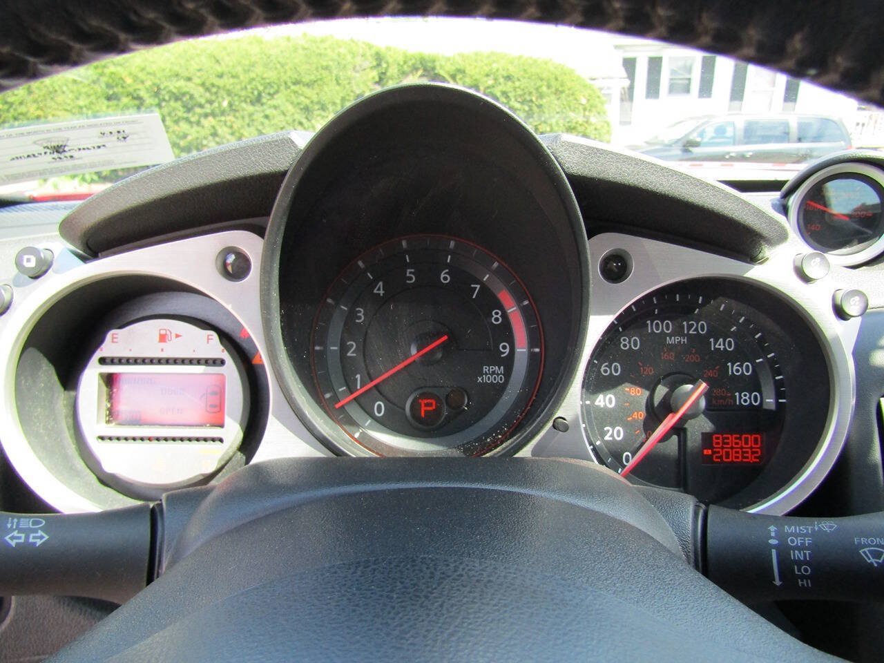 Used 2010 Nissan 370Z Roadster RWD image 16