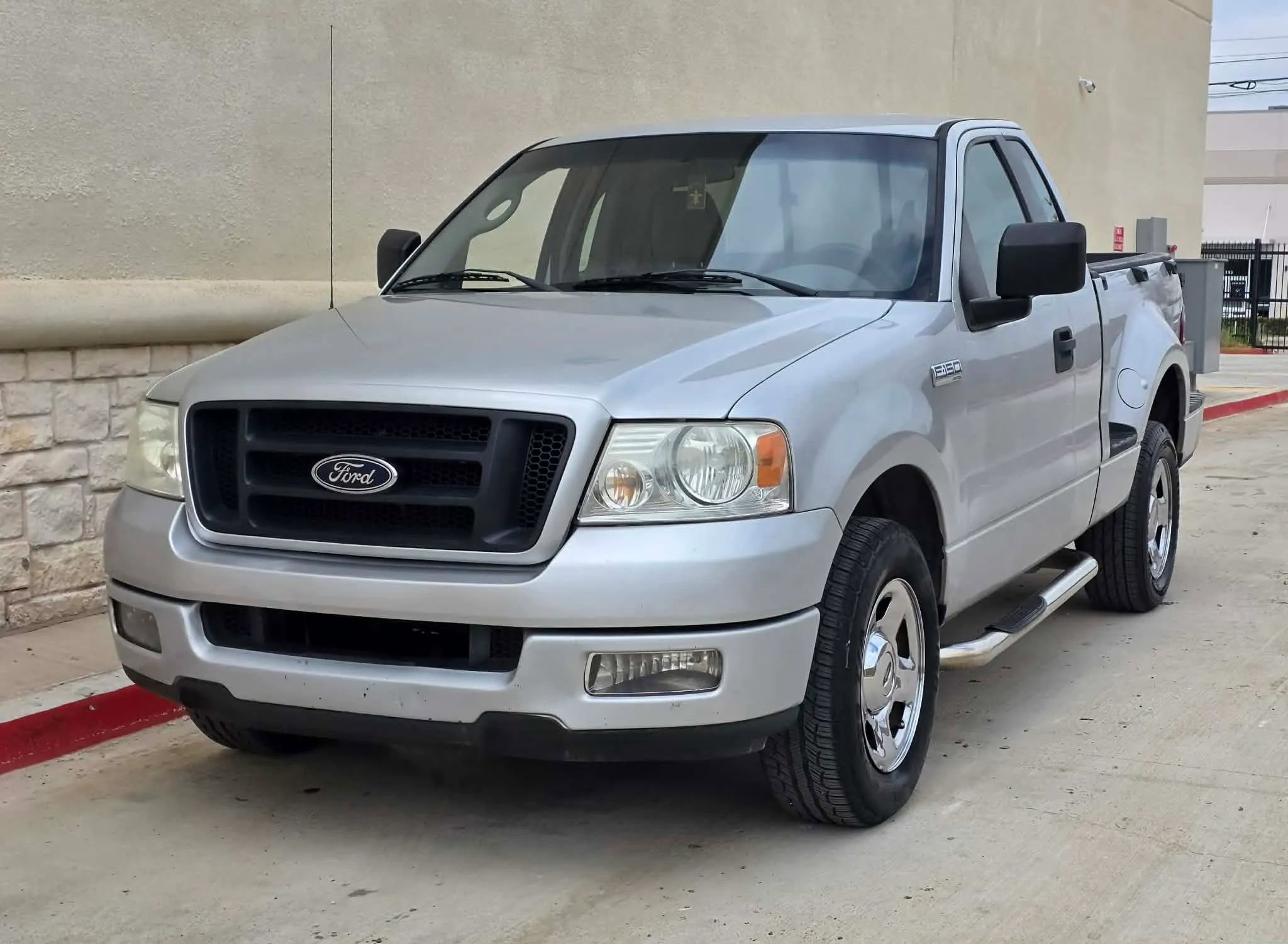 Used 2005 Ford F150 XLT image 7