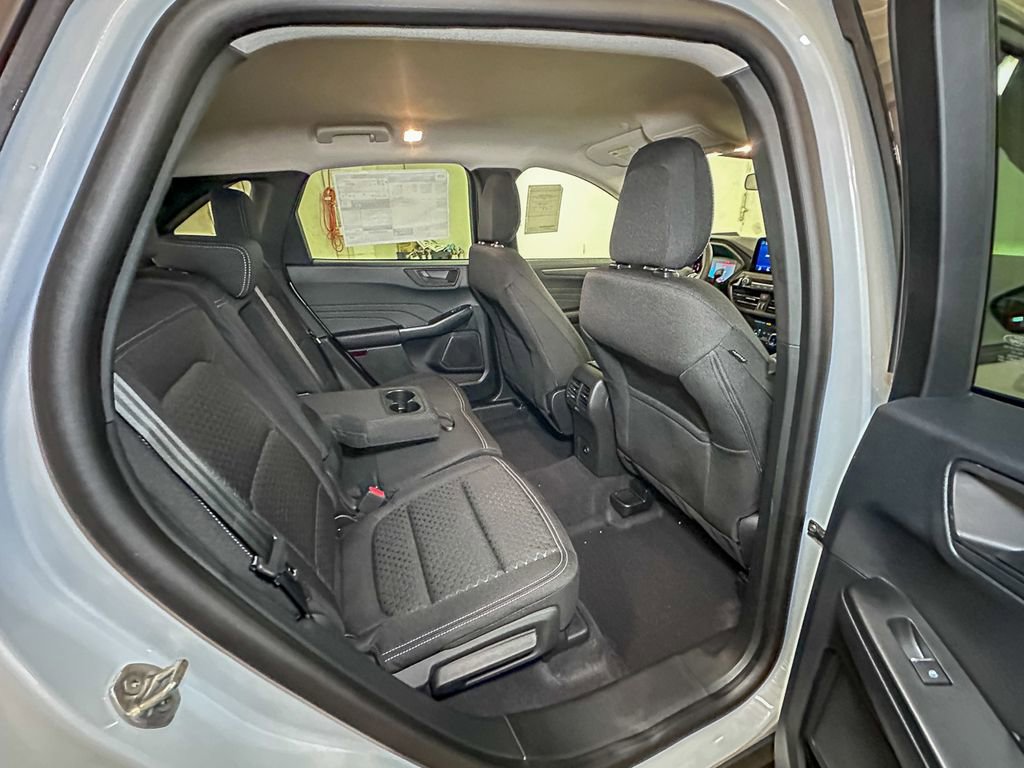 New 2026 Ford Escape Active w/ Cold Weather Package image 4