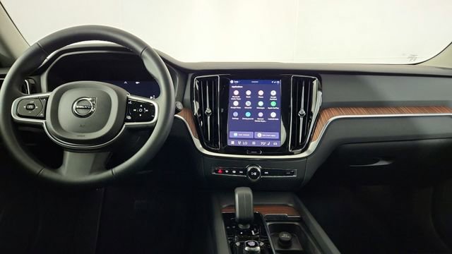 Certified 2026 Volvo V60 B5 Cross Country Plus w/ Climate Package AWD/4WD image 25