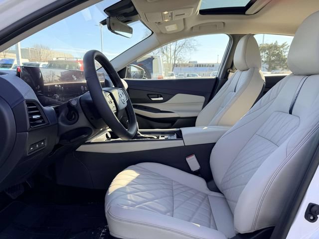 New 2026 Nissan Sentra SL w/ Floor Mat Package FWD image 16