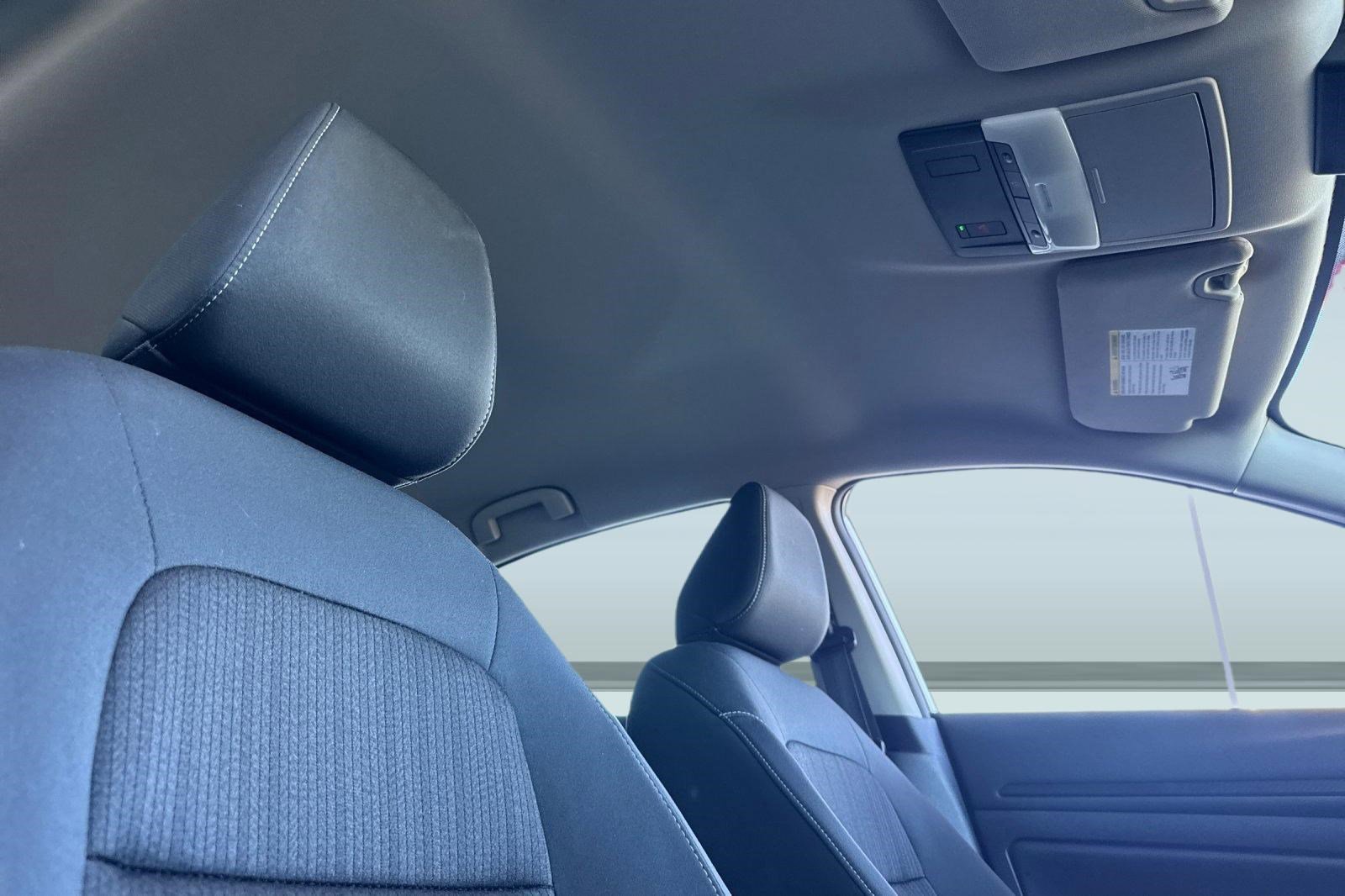 Used 2025 Nissan Altima 2.5 SV image 24