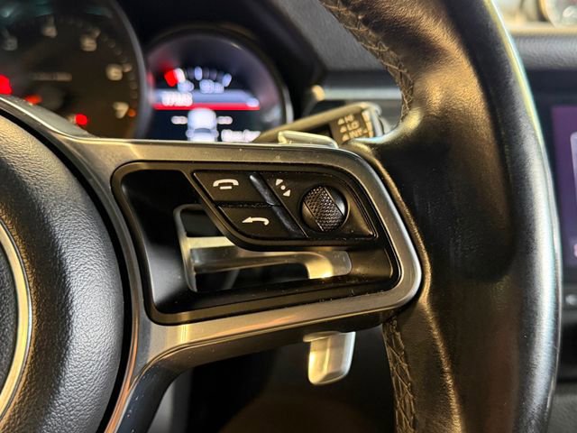 Used 2018 Porsche Macan Sport Edition AWD/4WD image 24