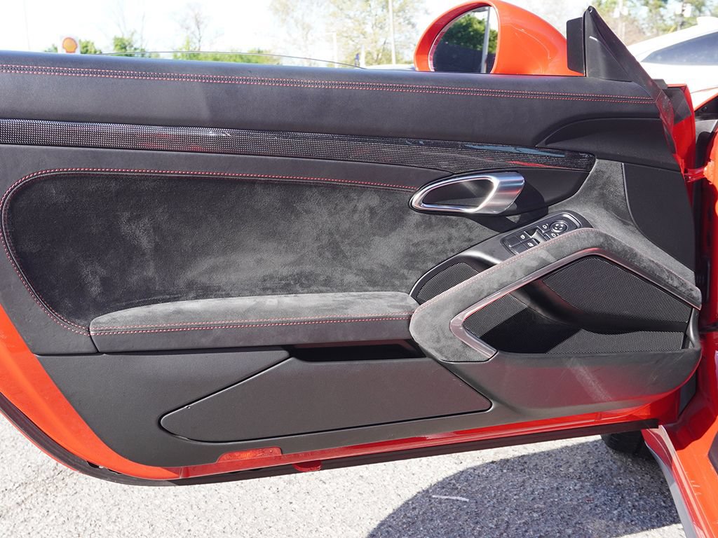 Used 2018 Porsche 911 GT3 RWD image 18
