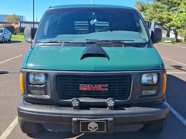 Used 2001 GMC Savana 2500 RWD image 2