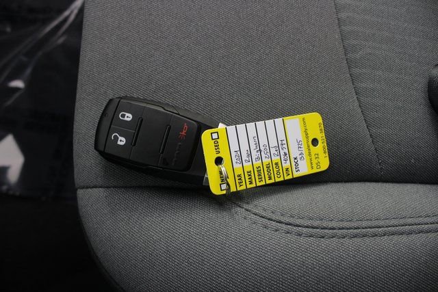 Used 2024 RAM 2500 Big Horn w/ Bed Utility Group image 7