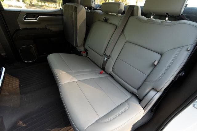 Used 2022 GMC Sierra 1500 SLT w/ SLT Convenience Package image 37