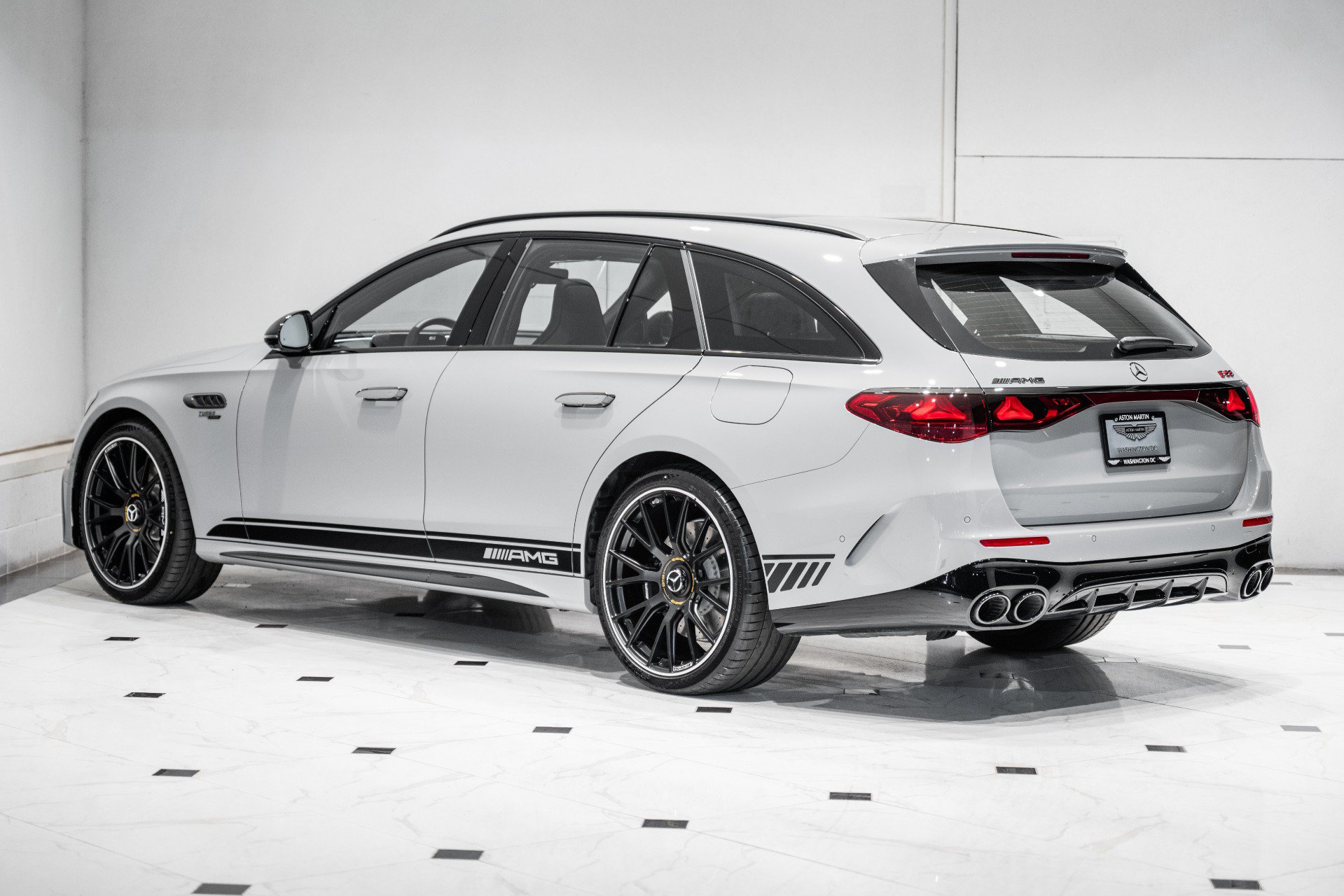 Used 2026 Mercedes-Benz E 53 AMG e 4MATIC Wagon image 7