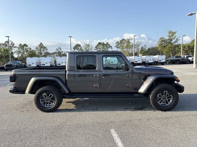 Used 2024 Jeep Gladiator Mojave image 2