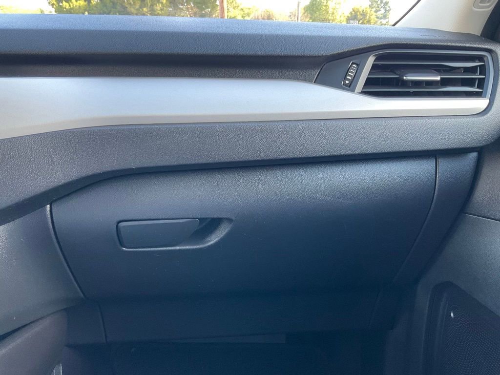 Used 2021 Ford Escape SE image 36