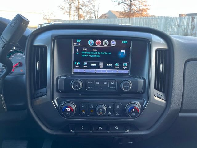 Used 2018 Chevrolet Silverado 1500 LT w/ All Star Edition image 19