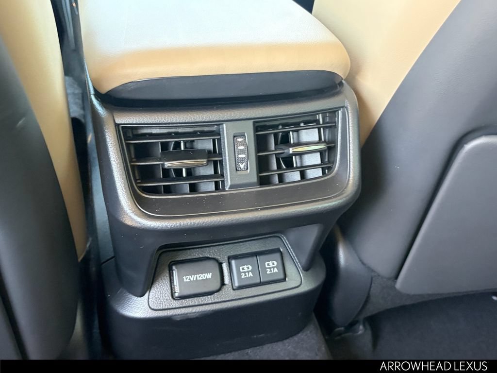 Used 2019 Lexus ES 300h w/ Accessory Package 2 FWD image 32