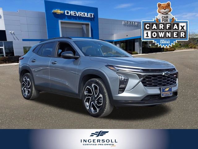 Used 2025 Chevrolet Trax RS w/ Sunroof Package image 1