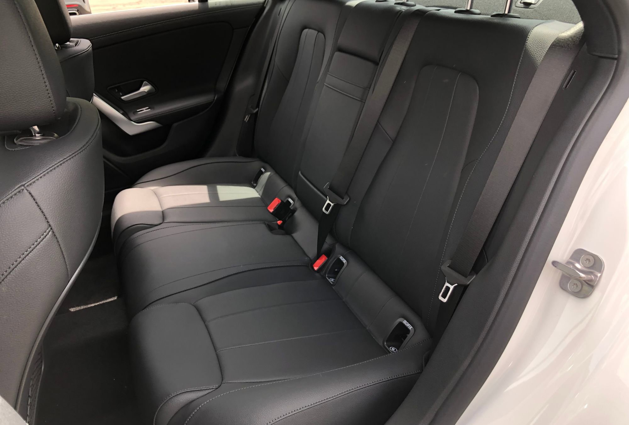 New 2025 Mercedes-Benz CLA 250 4MATIC image 32