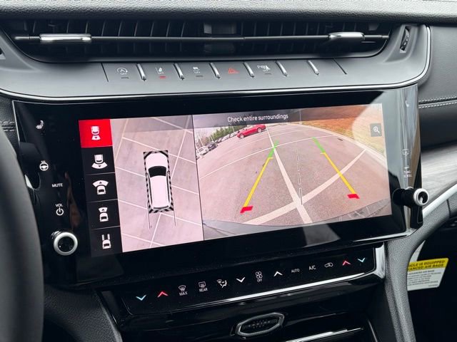 New 2026 Jeep Grand Cherokee Limited w/ Luxury Tech Group II image 23