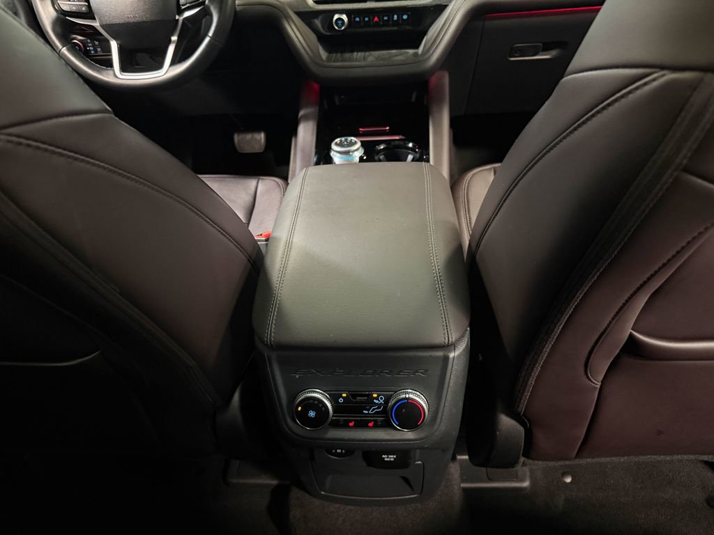 Used 2025 Ford Explorer Platinum w/ LUX Leather Package image 73