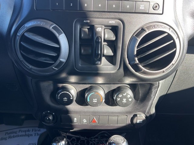 Used 2015 Jeep Wrangler Unlimited Sport w/ Quick Order Package 24S image 24