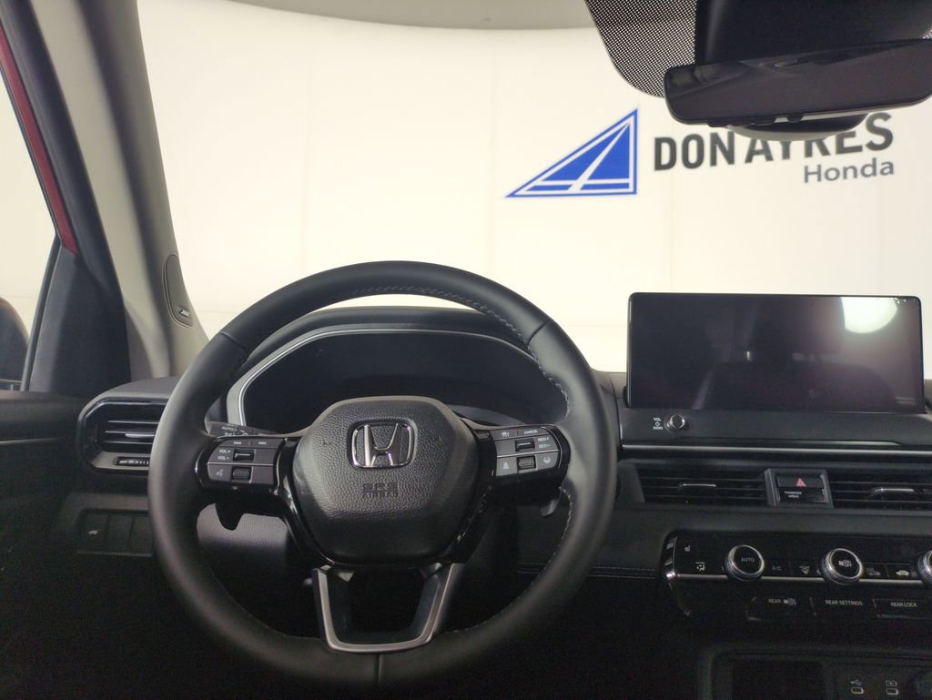 New 2026 Honda Pilot Touring image 13