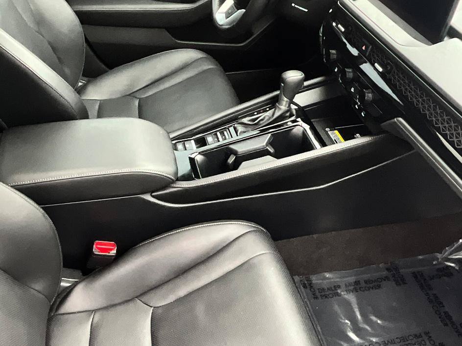 Used 2025 Honda Accord Touring image 38