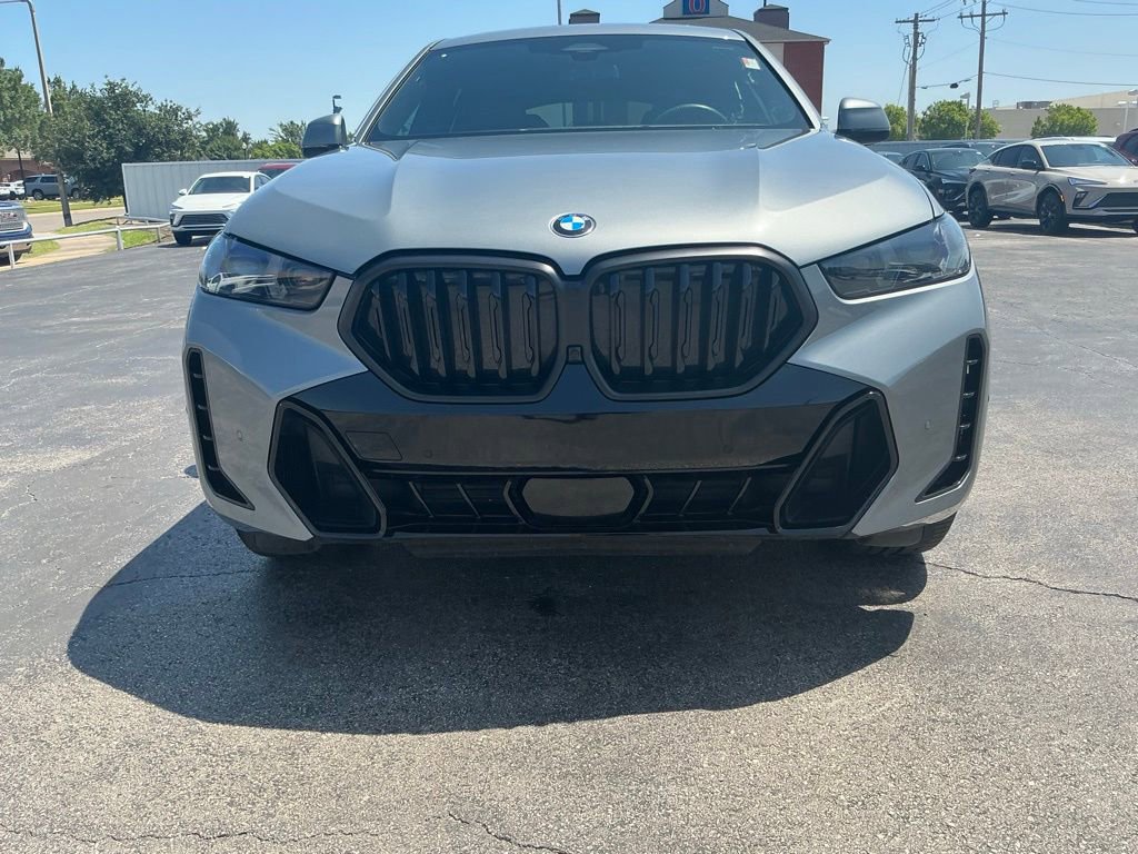 Used 2024 BMW X6 xDrive40i w/ M Sport Professional Package AWD/4WD image 2