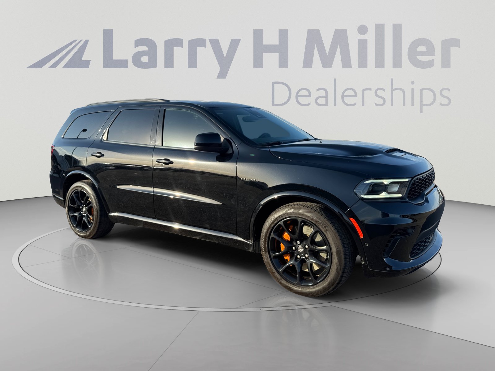 Used 2023 Dodge Durango R/T w/ Hemi Orange Plus Package AWD/4WD image 7