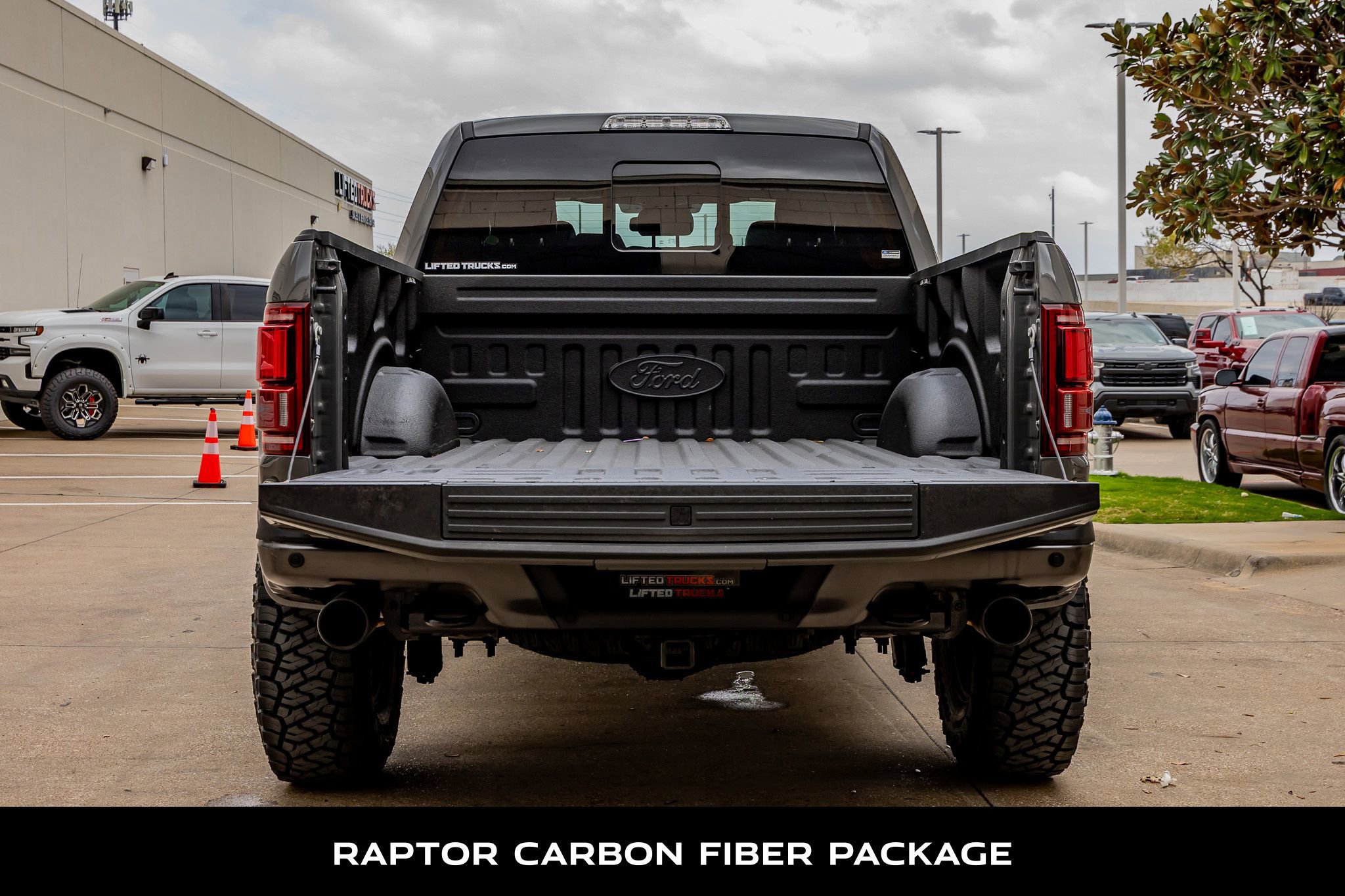 Used 2020 Ford F150 Raptor w/ Equipment Group 802A Luxury image 8