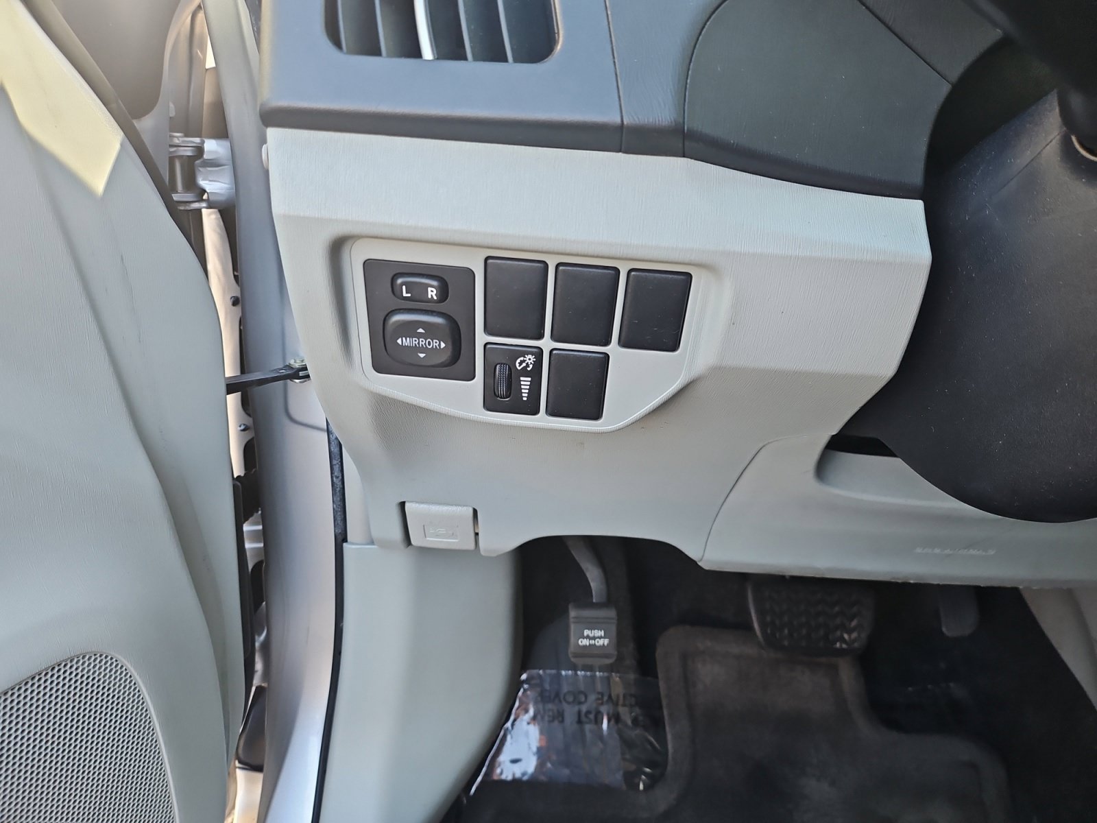 Used 2012 Toyota Prius Two FWD image 30