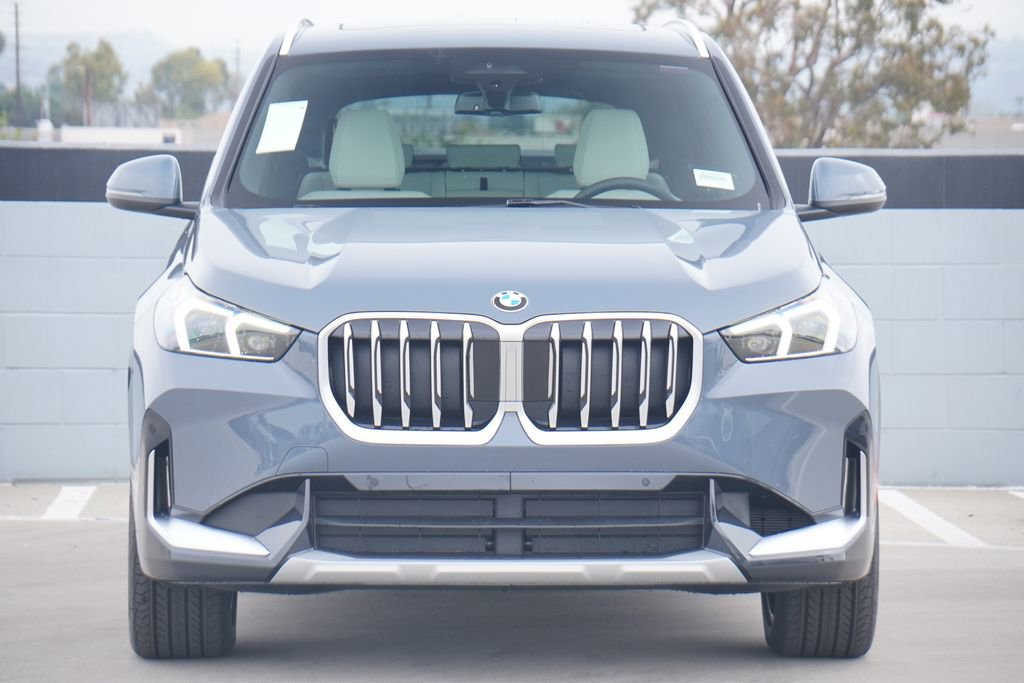 New 2026 BMW X1 xDrive28i w/ Convenience Package image 2