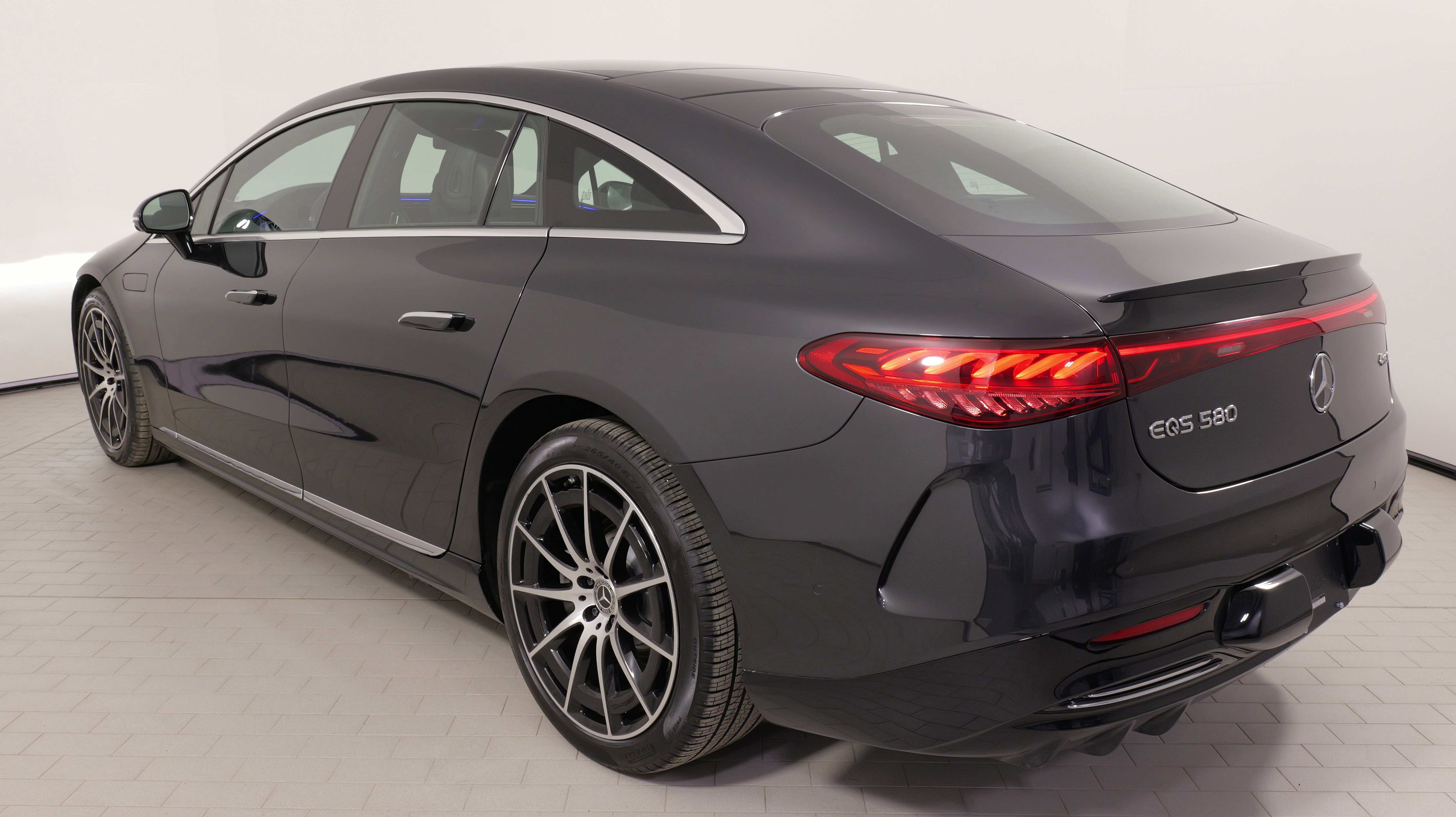 Used 2025 Mercedes-Benz EQS 580 EQS 580 4MATIC image 15