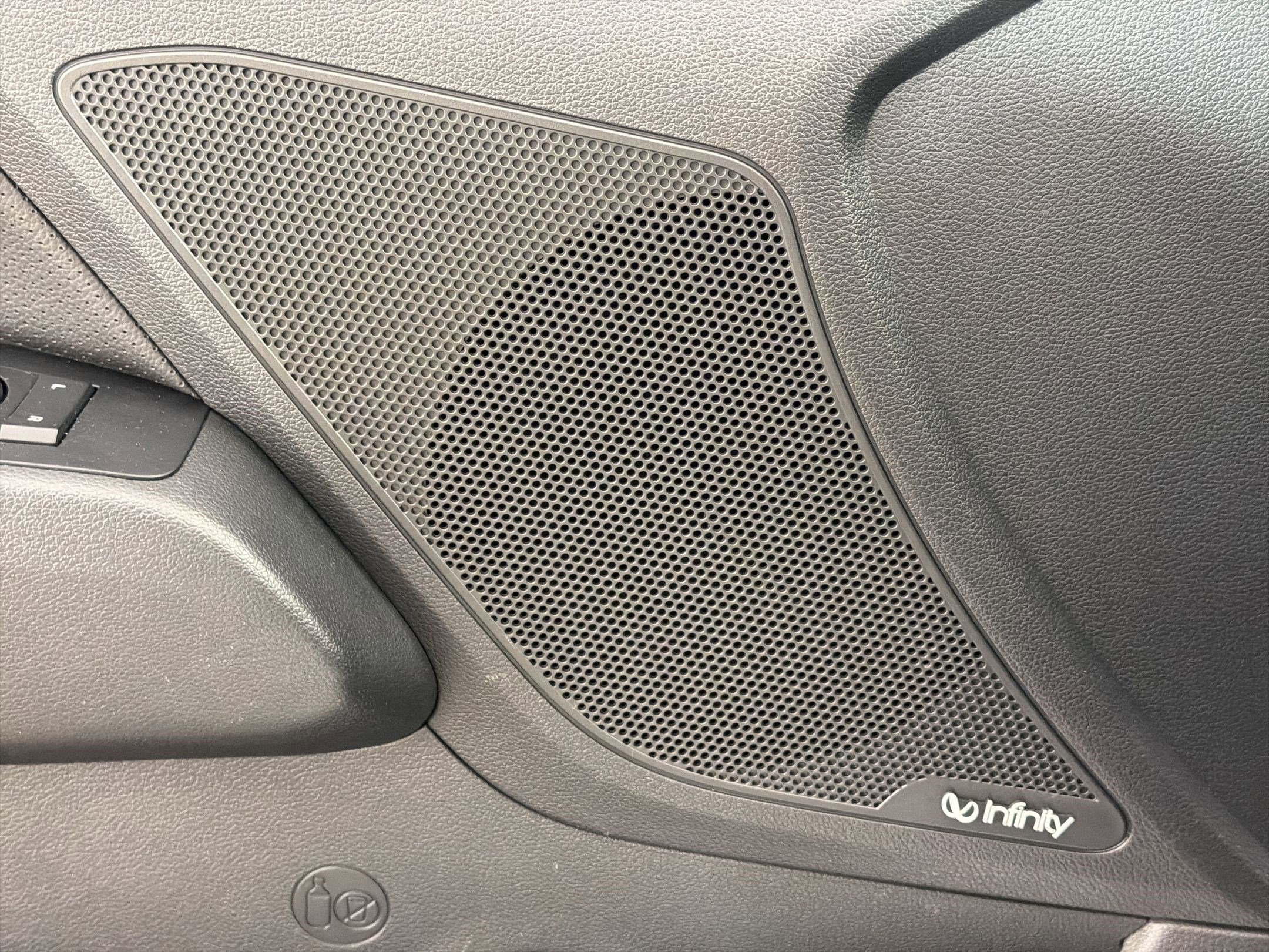 Used 2020 Hyundai Elantra Sport w/ Premium Package 02 image 22